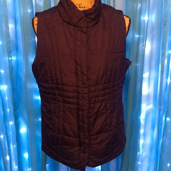 ✨ Vest ✨ - Picture 2 of 5